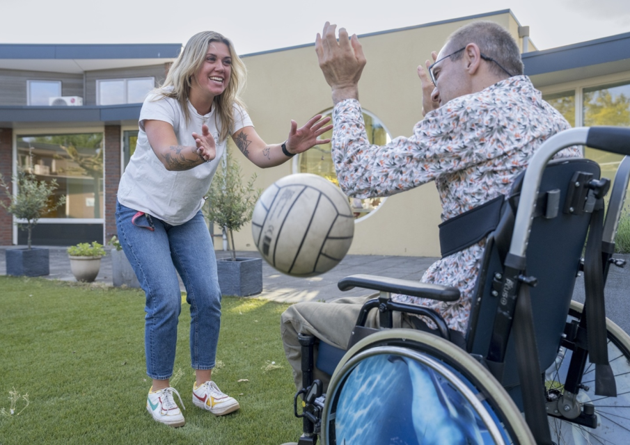 Selena Mintjes Groenloseweg bal