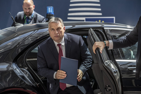Orban de Hungría busca poder indefinido en la ley de virus 1 Orban de Hungría busca poder indefinido en la ley de virus 1