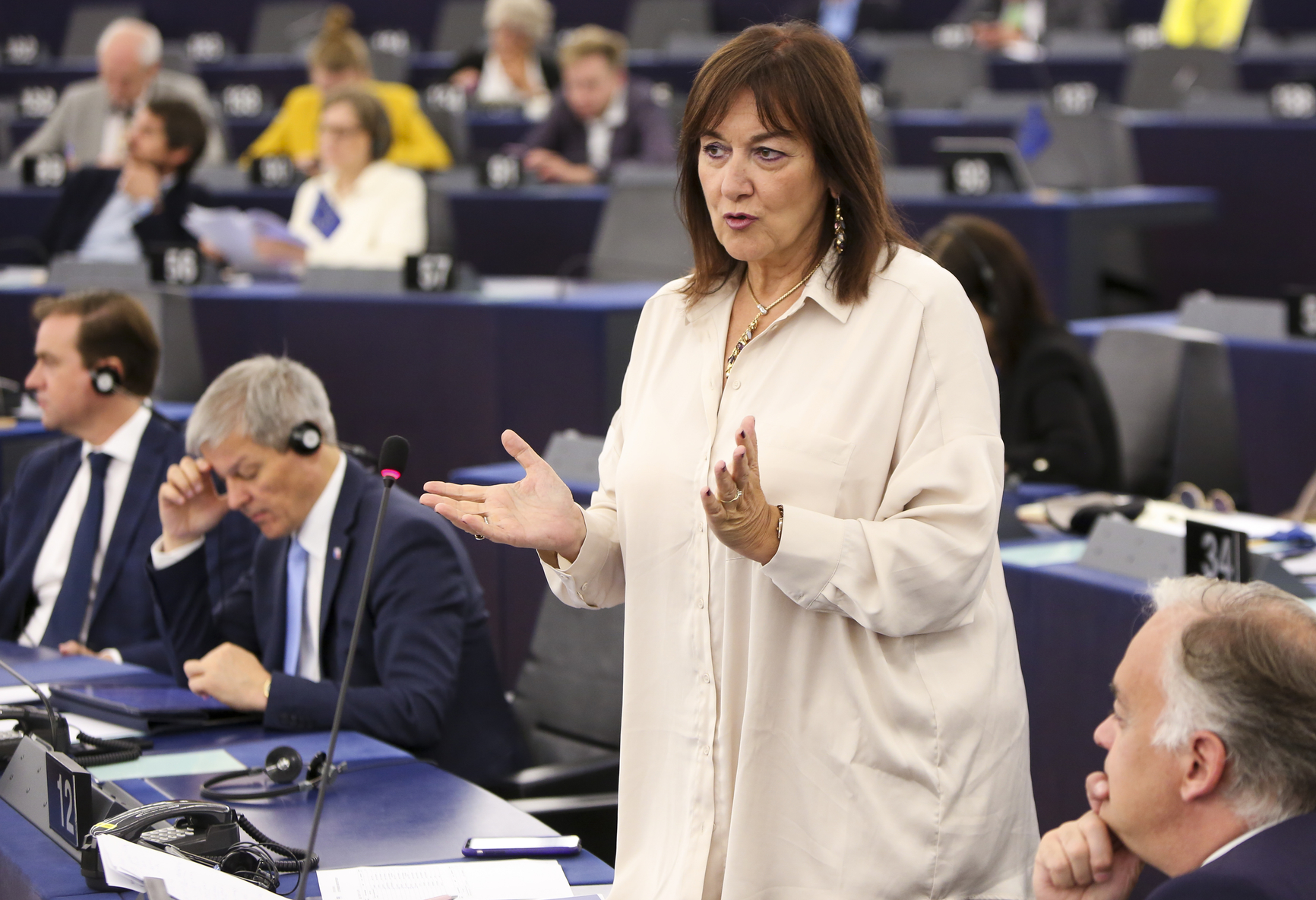 https://s3.eu-central-1.amazonaws.com/euobs-media/f81459ea69186c11b5181a9fbdd094b3.jpg