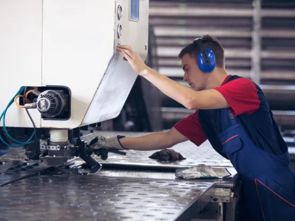 CNC Lasser job listing image