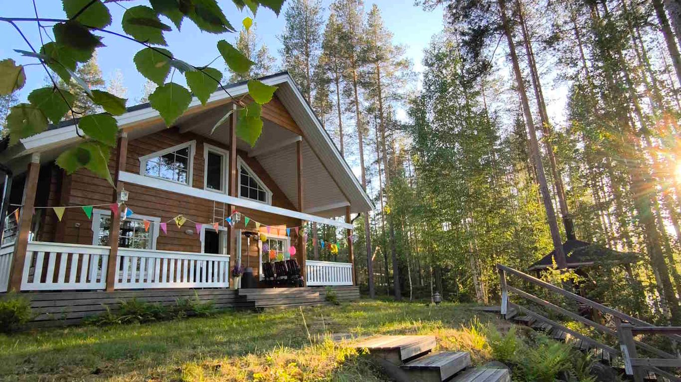 Villa HULLU KETTU on 27.9 – 