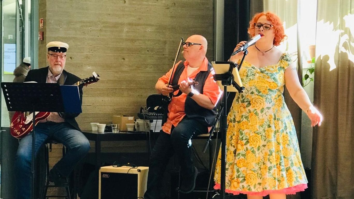 Moonika Ilmén & Pasi Niemi, viulisti Antti Kankaan