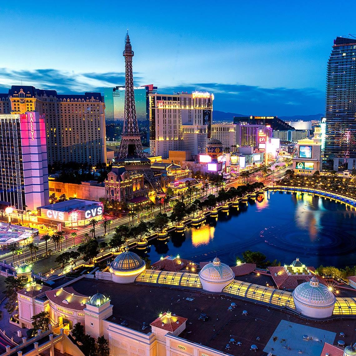 Viaja en autobús a Las Vegas y descubre la Ciudad de las Luces Explora Las Vegas en autobús