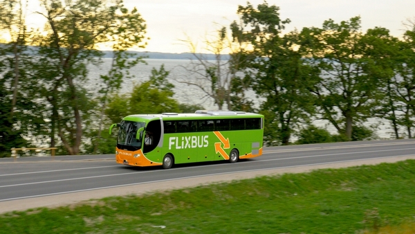 FlixBus połączy siły z firmami Eurolines oraz isilines należącymi do Transdev Group FlixBus połączy siły z firmami Eurolines oraz isilines należącymi do Transdev Group