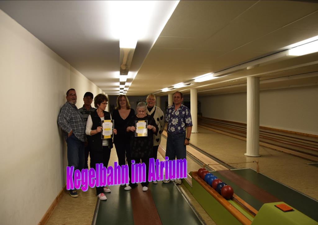 Kegelbahn im Atrium 15.11. Kegelbahn im Atrium 15.11.