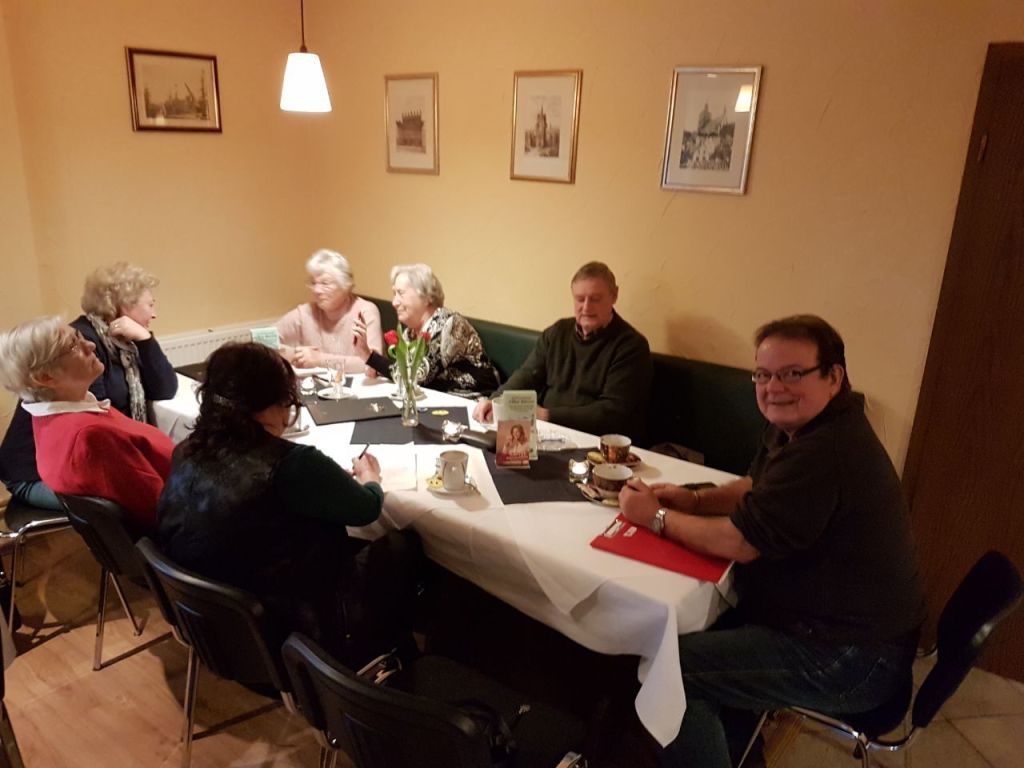 8 Treue Regionalmitglieder 8 Treue Regionalmitglieder