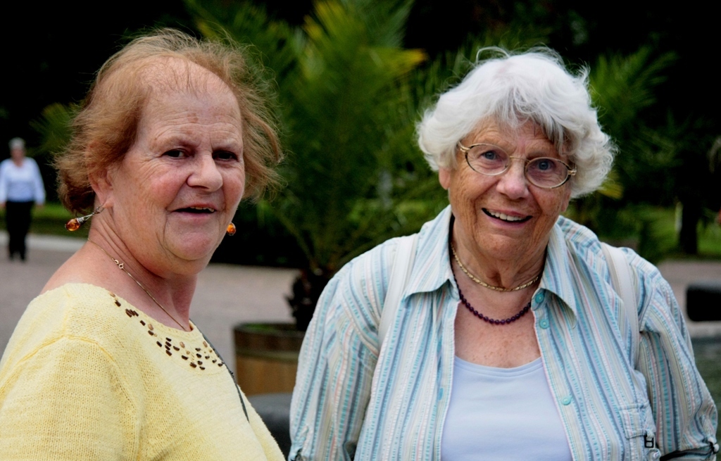 Goldkettchen und Lisianne Goldkettchen und Lisianne
