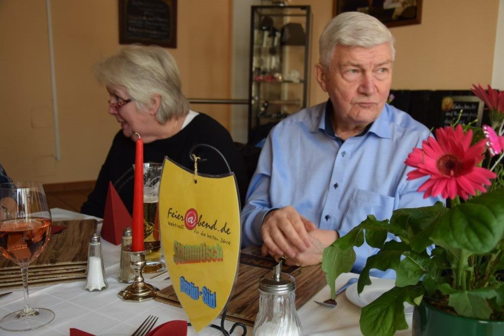 Regional Gruppen Stammtisch Regional Gruppen Stammtisch