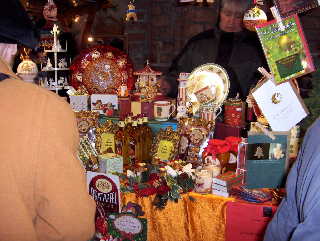 Stand in der Kirche Stand in der Kirche