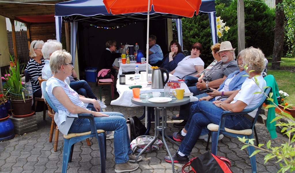 8 jähriges Besehen 8 jähriges Besehen
