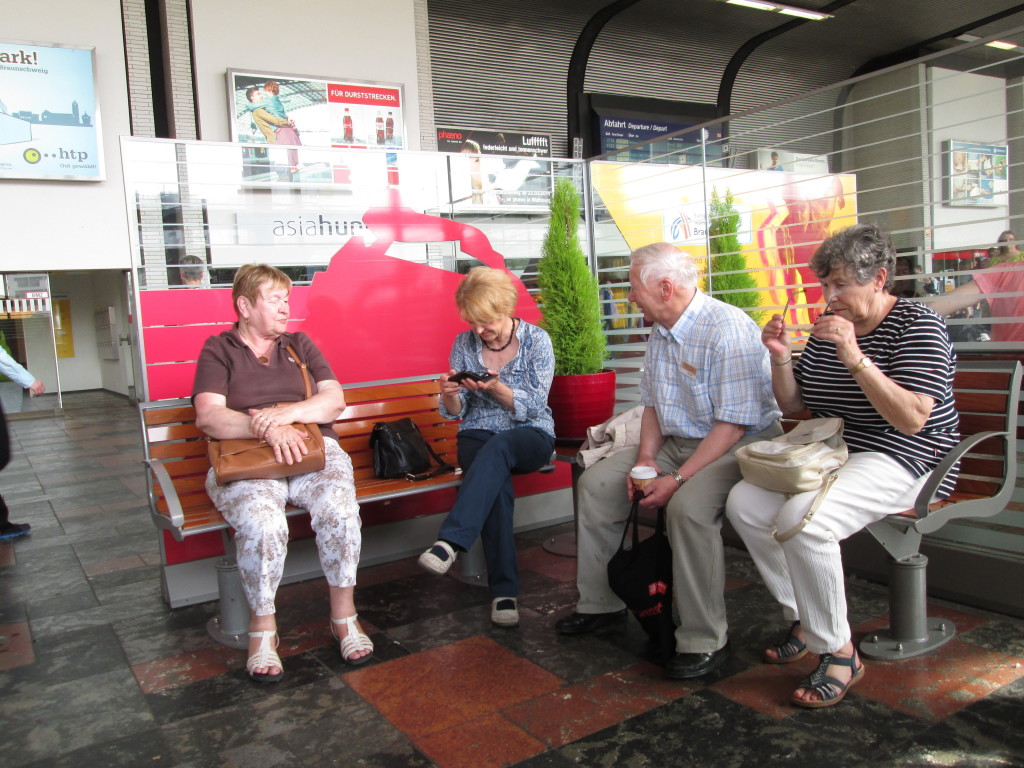 Am Bahnhof Am Bahnhof
