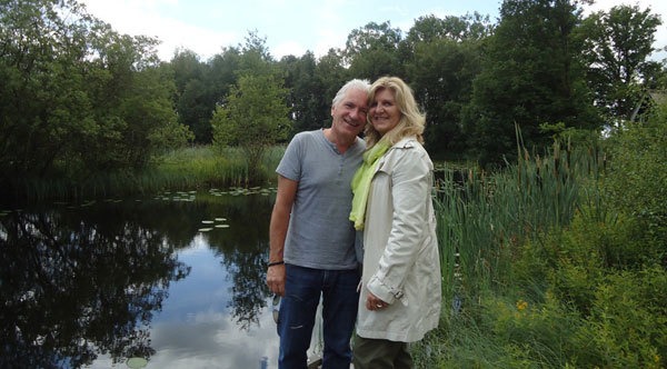 Scout kloperde und Partner am See © klopferde Scout kloperde und Partner am See © klopferde