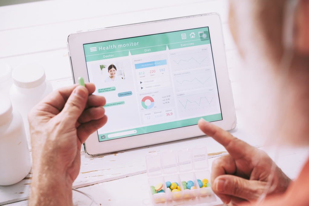 Tablet zeigt Gesundheitsdaten Tablet zeigt Gesundheitsdaten