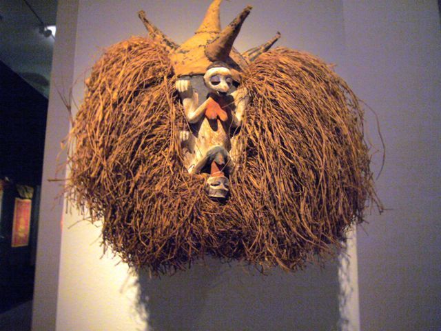 Maske Ausstellungsobjekt Museum Basel Maske Ausstellungsobjekt Museum Basel
