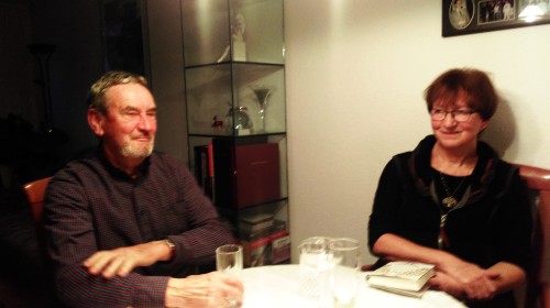Ernsthafte Besprechung Ernsthafte Besprechung