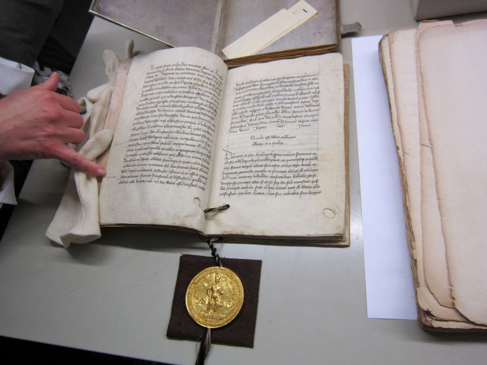Goldene Bulle_wikipedia_gemeinfrei Goldene Bulle_wikipedia_gemeinfrei