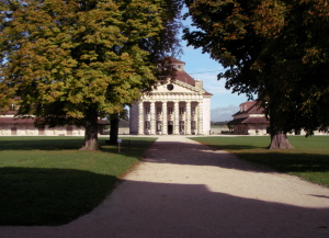 Burgund 32 Burgund 32