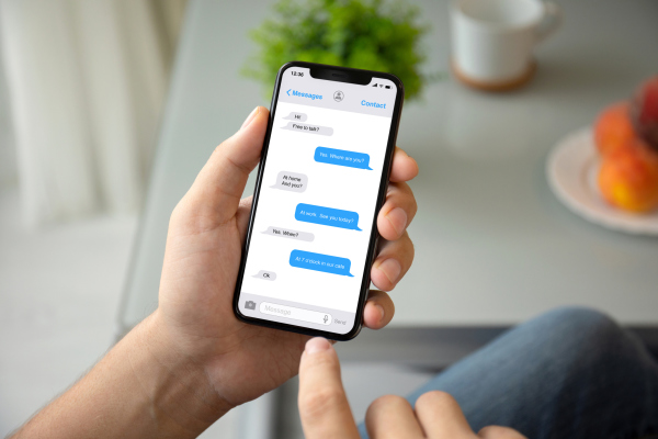 Bildschirm von Messenger-App bei Chat Bildschirm von Messenger-App bei Chat