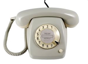 telefon.jpg telefon.jpg