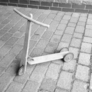 Holzroller.jpg Holzroller.jpg