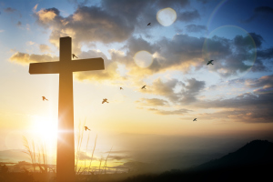 Kreuz vor Sonnenaufgang Kreuz vor Sonnenaufgang