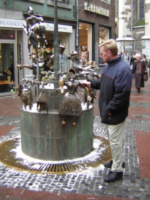 Puppenbrunnen Puppenbrunnen