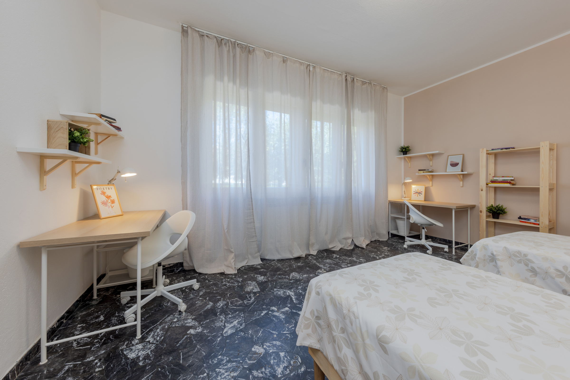 1.1 LIGUSTRELLO