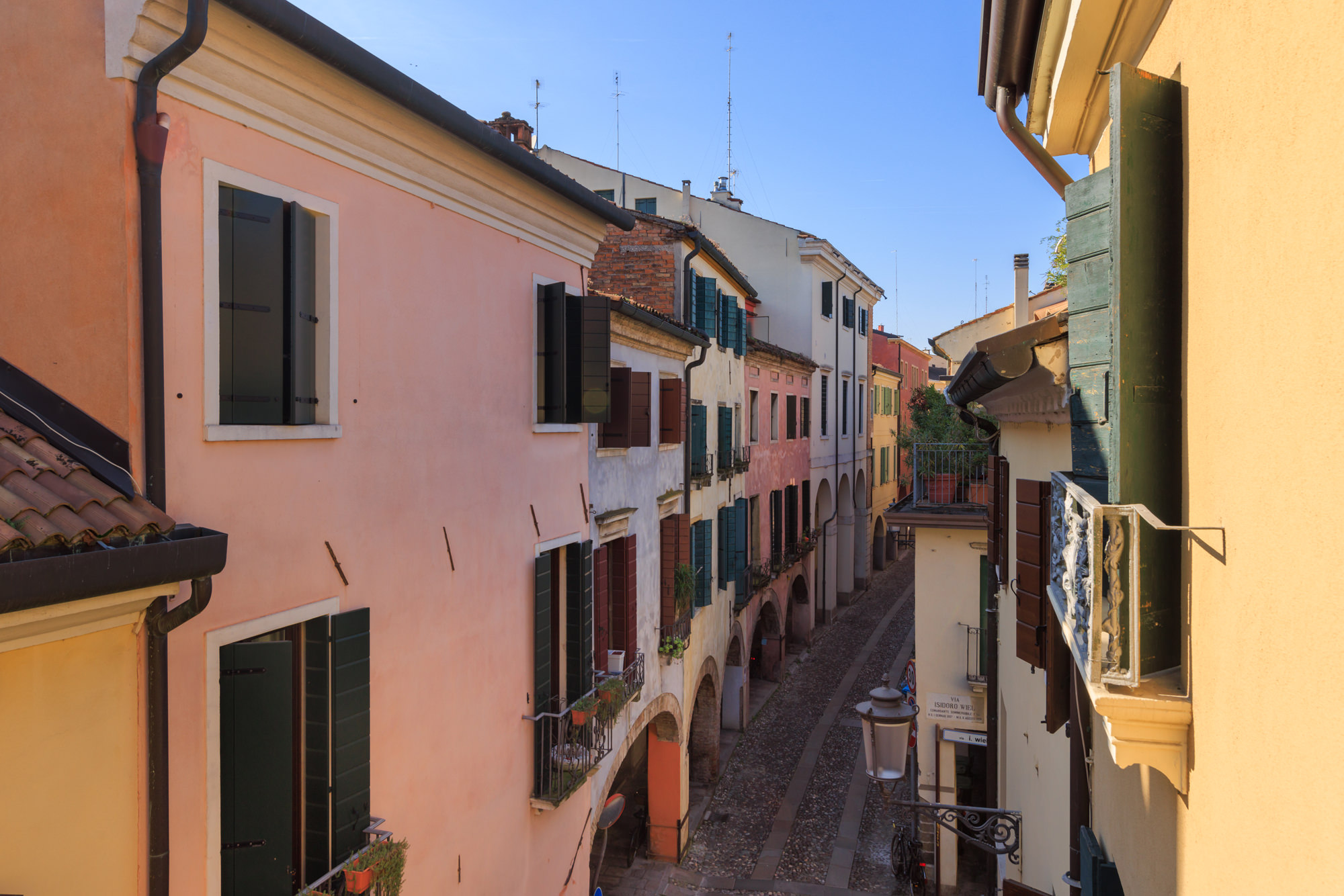 1.2 LIGUSTRELLO