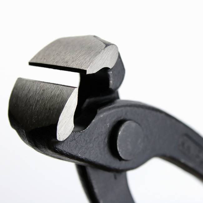 Utensili, Fissaggi e Accessori per il Verde