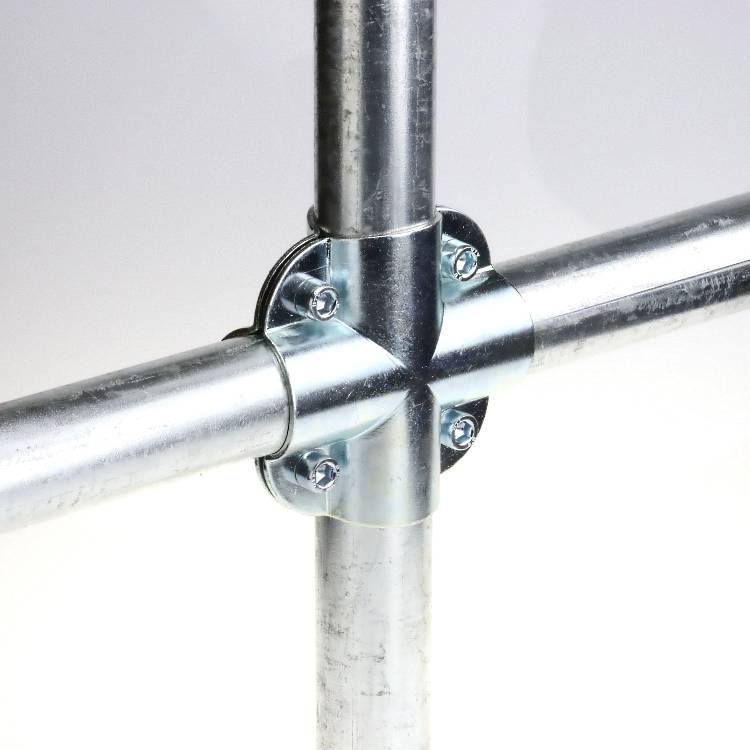 RACCORDS, PLATINES ET ÉQUERRES DE FIXATION