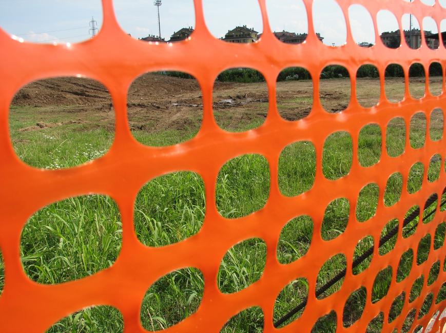 Working Safety fence for building sites with refractive tape