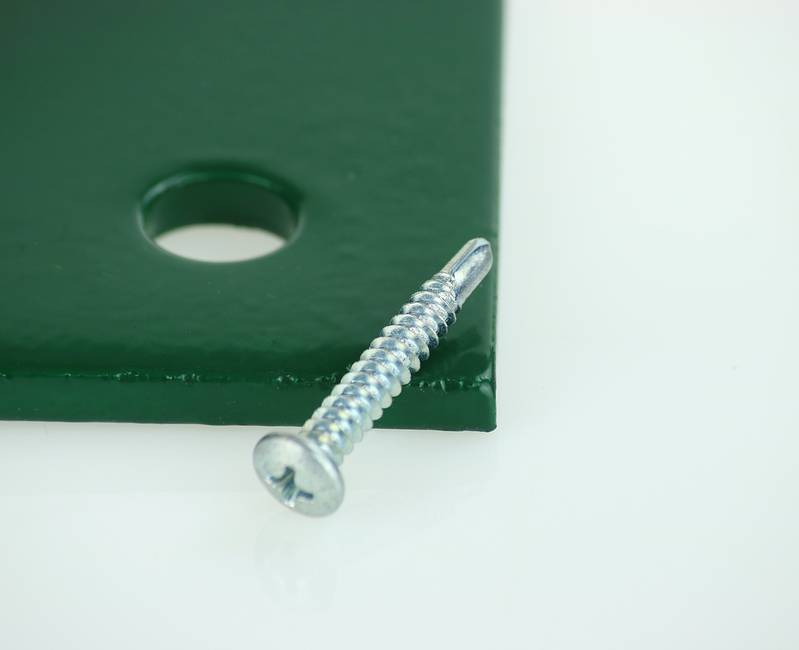  Platine de fixation verte tubulaire Ø 48 mm Pour une fixation sur muret de poteaux ronds ou de tubes Ø 48 mm