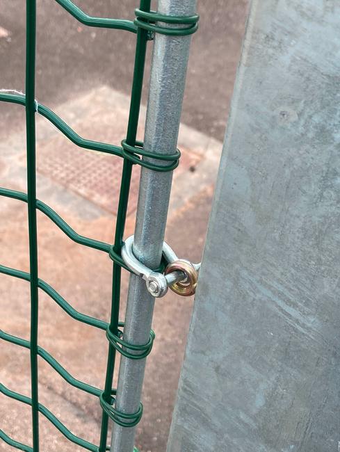 Barre galvanisée Sport La barre pour une installation professionnelle du grillage Sport