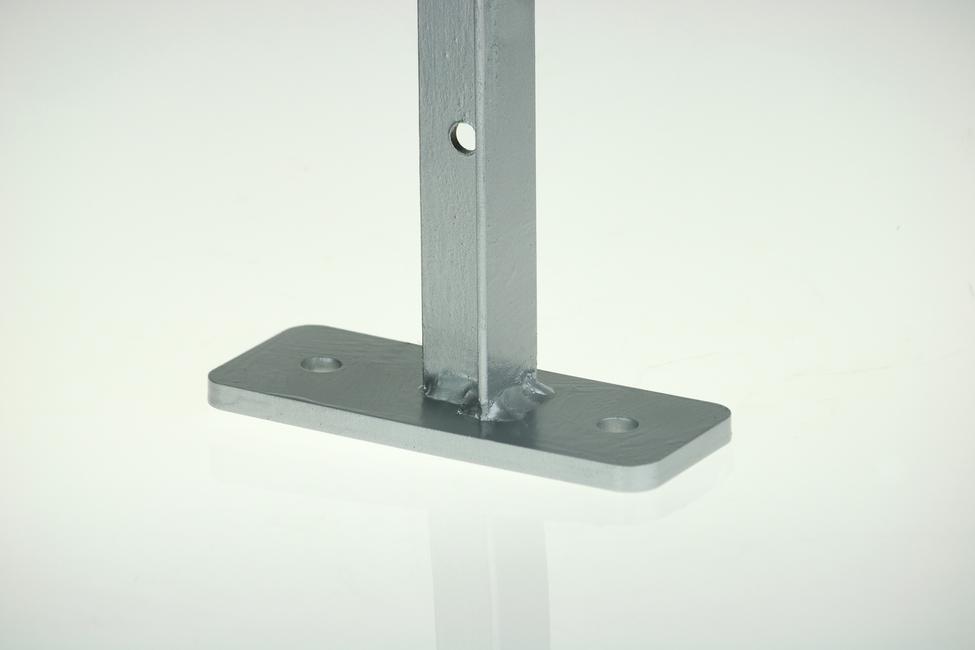 Galvanized T-post with welded fixing plate For a wall installation