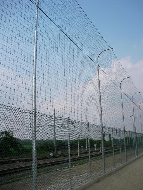 Heavy duty polyethylene net 130x130 The soccer mesh