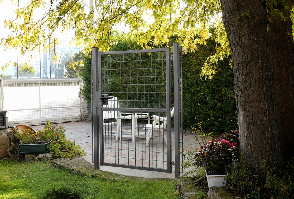 Cancello Base grigio 1 anta Completo e conveniente