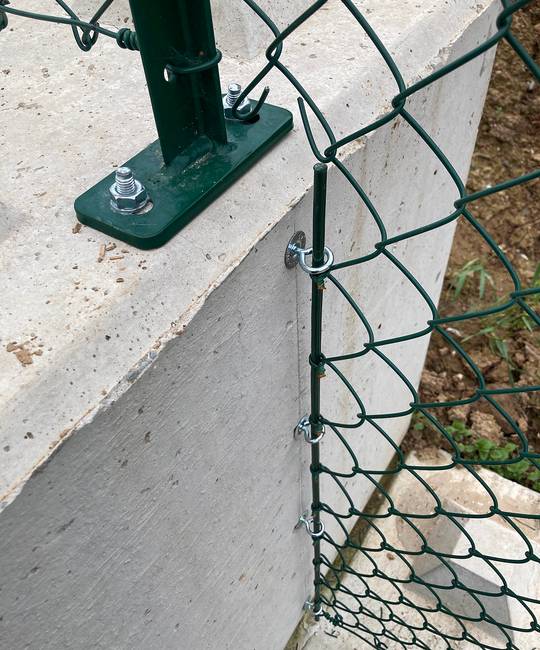 Casa eye bolt steel sleeve anchor For fixing fencing to a wall