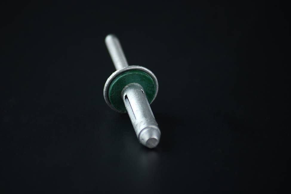 Rivet avec joint Pour l'installation du système antichute Copertec
