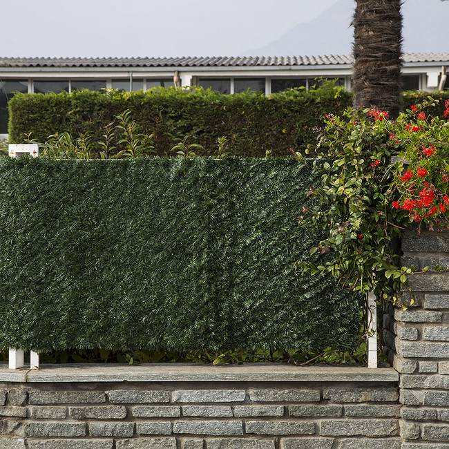 Divy Extra High shielding artificial hedge with bicoloured fringes