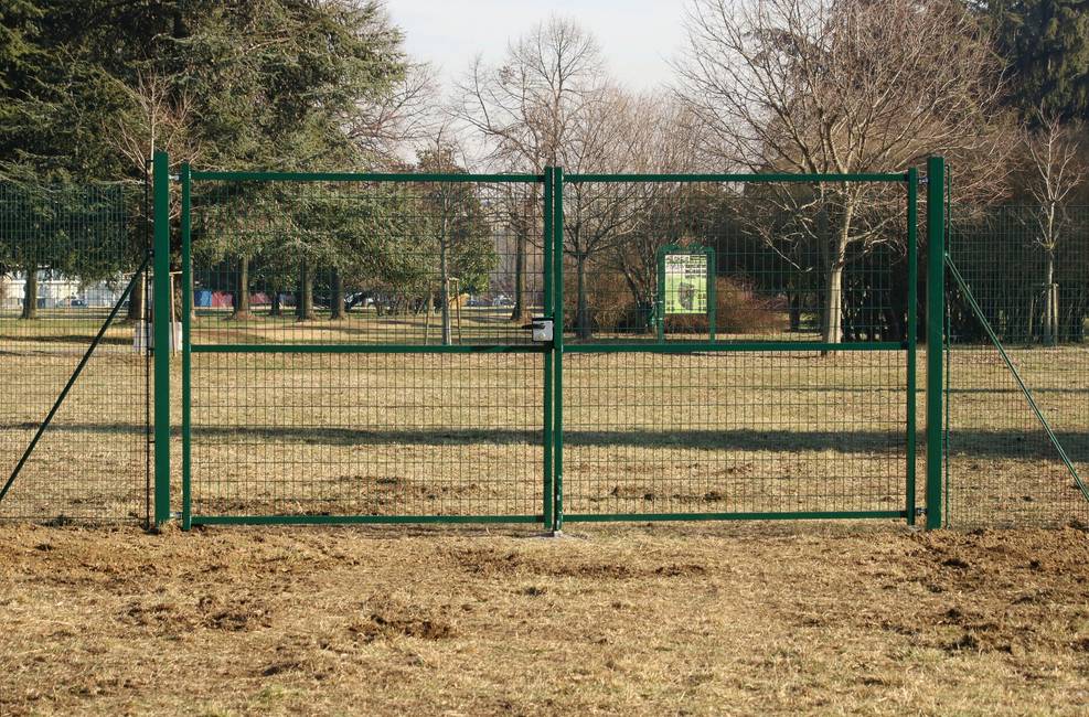 Driveway Base grey gate Complete and affordable
