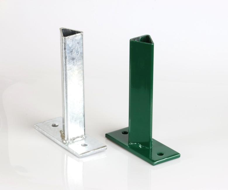 Galvanized support plate with flange T 35 To bolt a 35x35 T-post to a wall