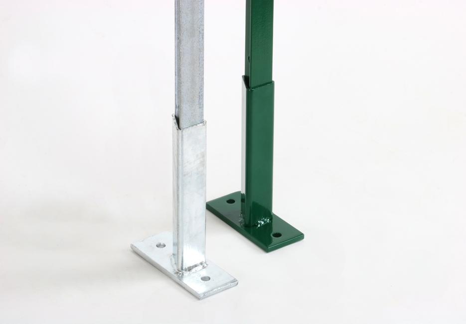 Galvanized support plate with flange T 35 To bolt a 35x35 T-post to a wall