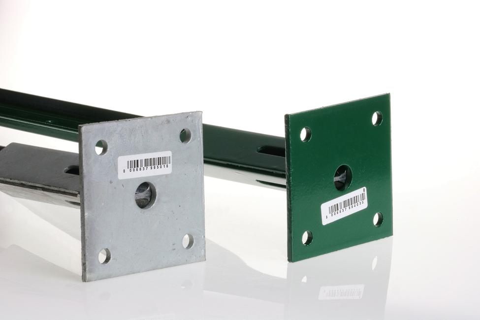 Green support plate with flange T 30 To bolt a T30-post to a wall