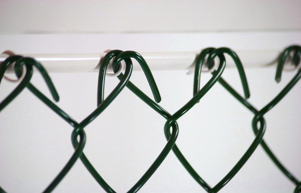 Grillage simple torsion Ø 3.5 Le grillage robuste  pour infrastructures sportives