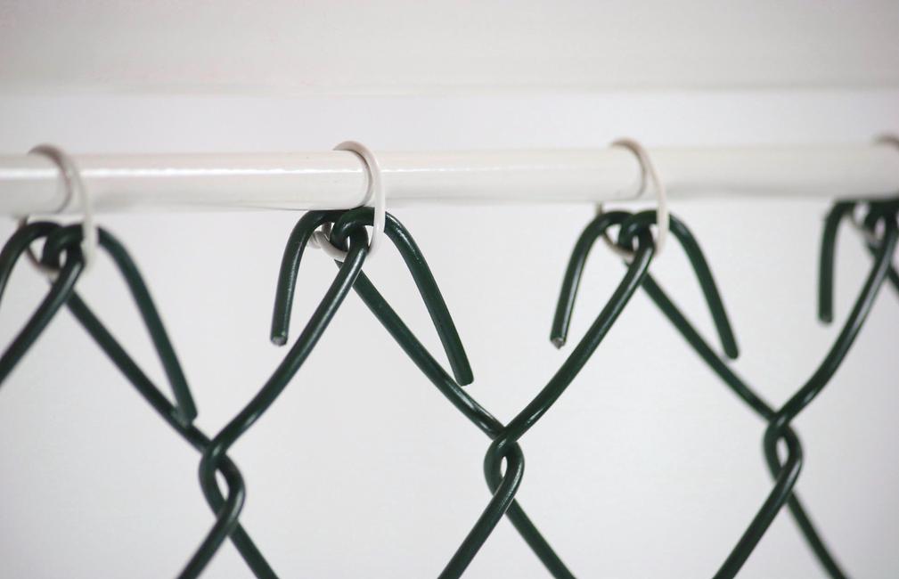 Heavy duty chain link mesh Ø 3.2 The chain link mesh for sports facilities