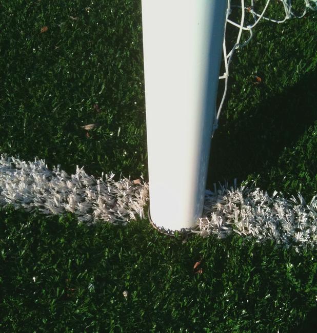 Lot de 2 buts 3x2 fixes Pour une installation en toute sécurité