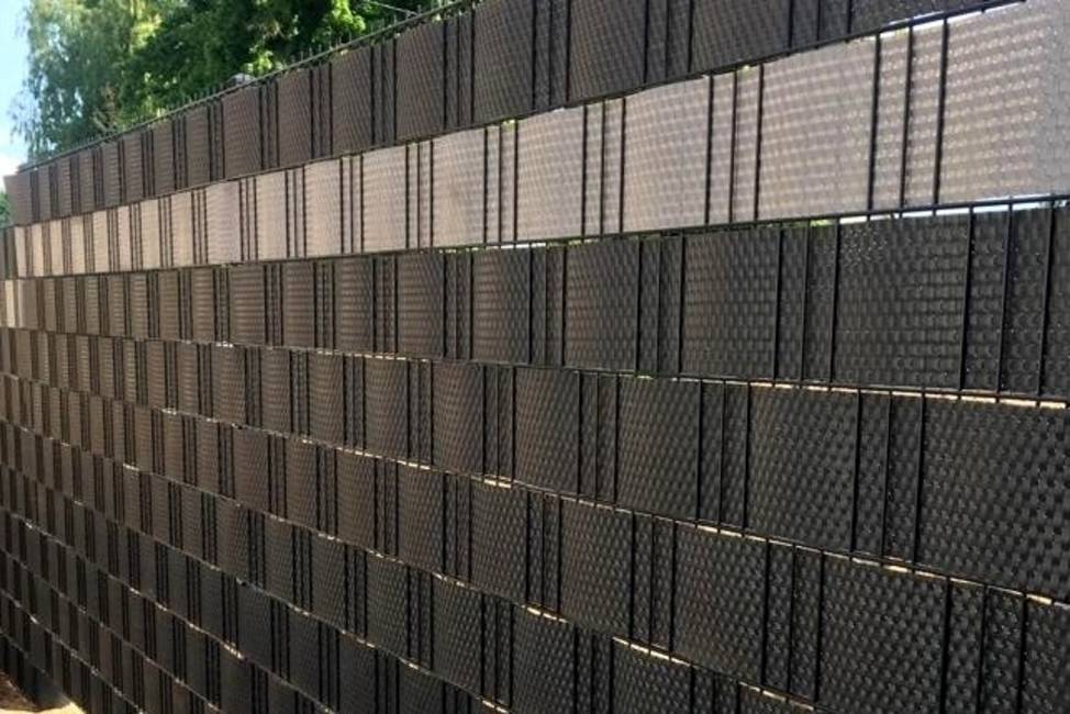 Nastro frangivista antracite Rattan sintetico a strisce per pannelli