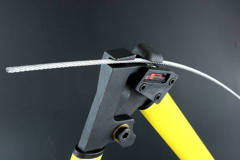 Pinza tirafuni MX La pinza professionale specifica per i tenditori Mxl2