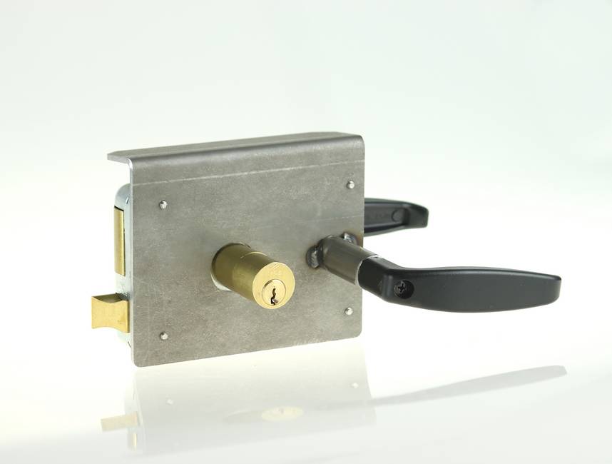 Plaque de fixation Cisa gauche Pour serrure Cisa gauche poussant