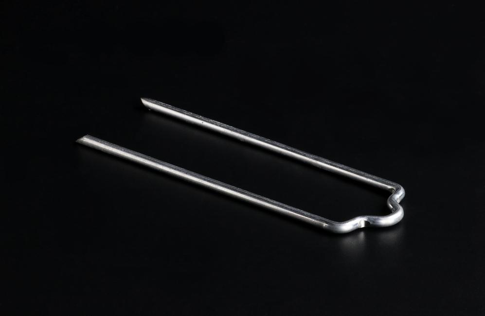 Plus staple Easy out staple